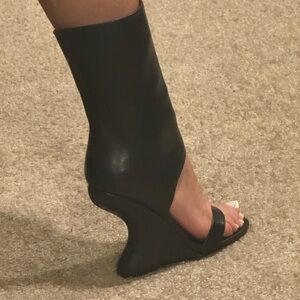 AKIRA Black Wedge Heel Sandals